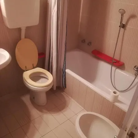 Portofino Est Apartament